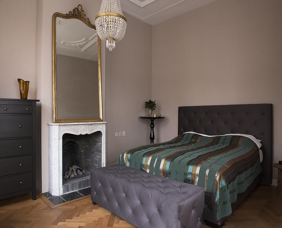 آميسفورت Jamila Suites الغرفة الصورة